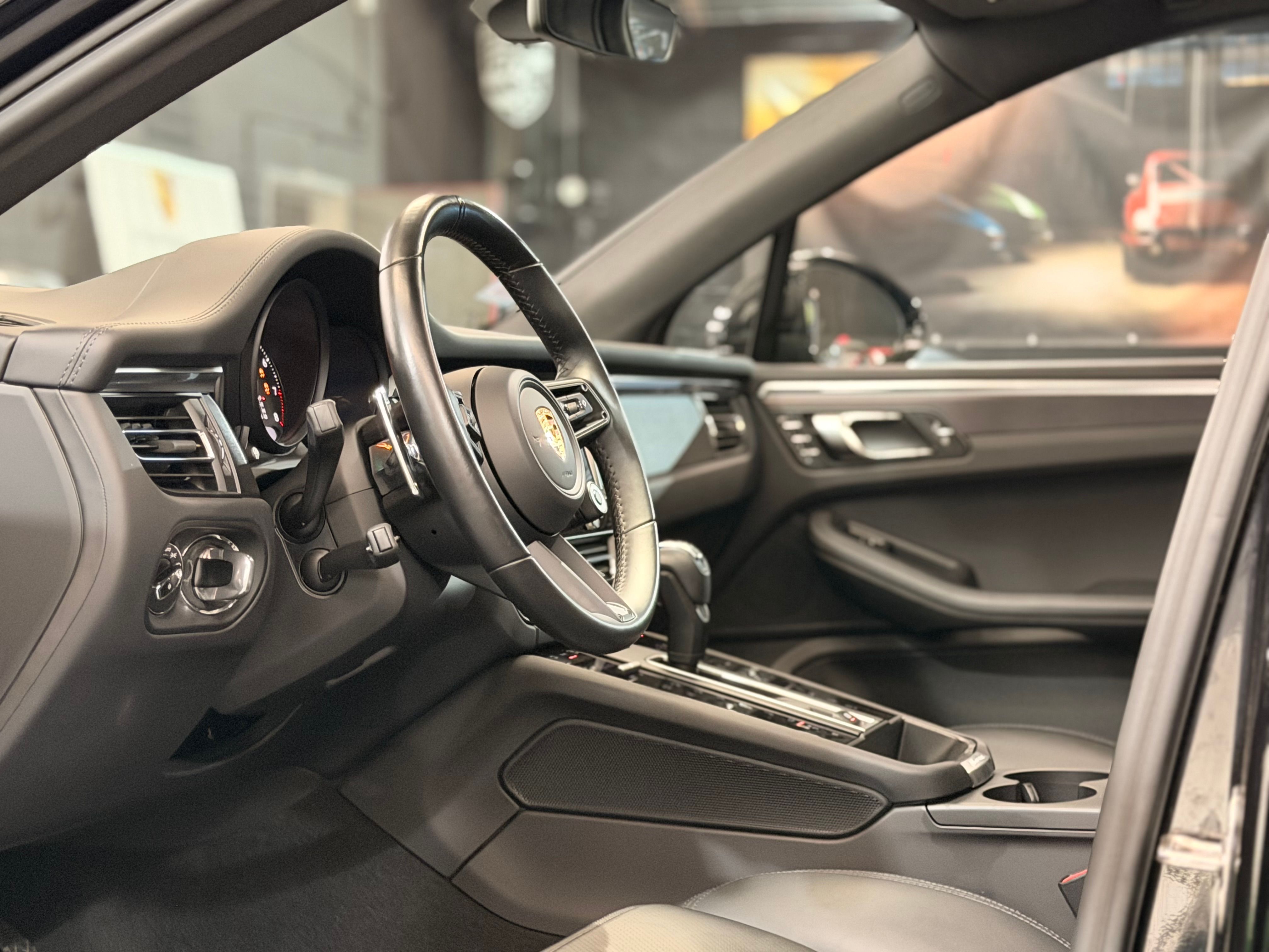 Porsche Macan GTS PDK 2.9 380cv  2022 66000 km France 2022 — tableau de bord (17)
