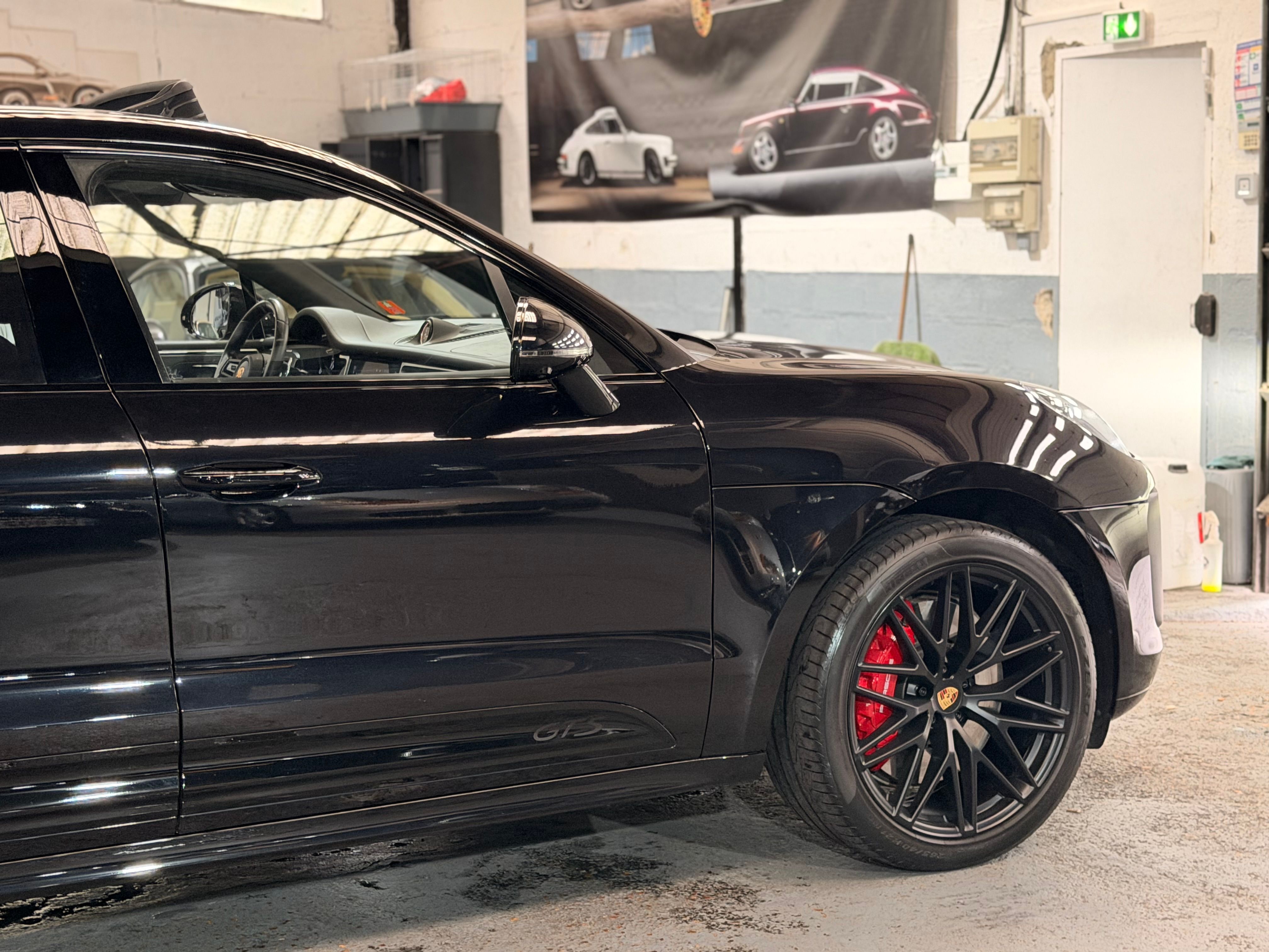Porsche Macan GTS PDK 2.9 380cv  2022 66000 km France 2022 — profil lateral (7)
