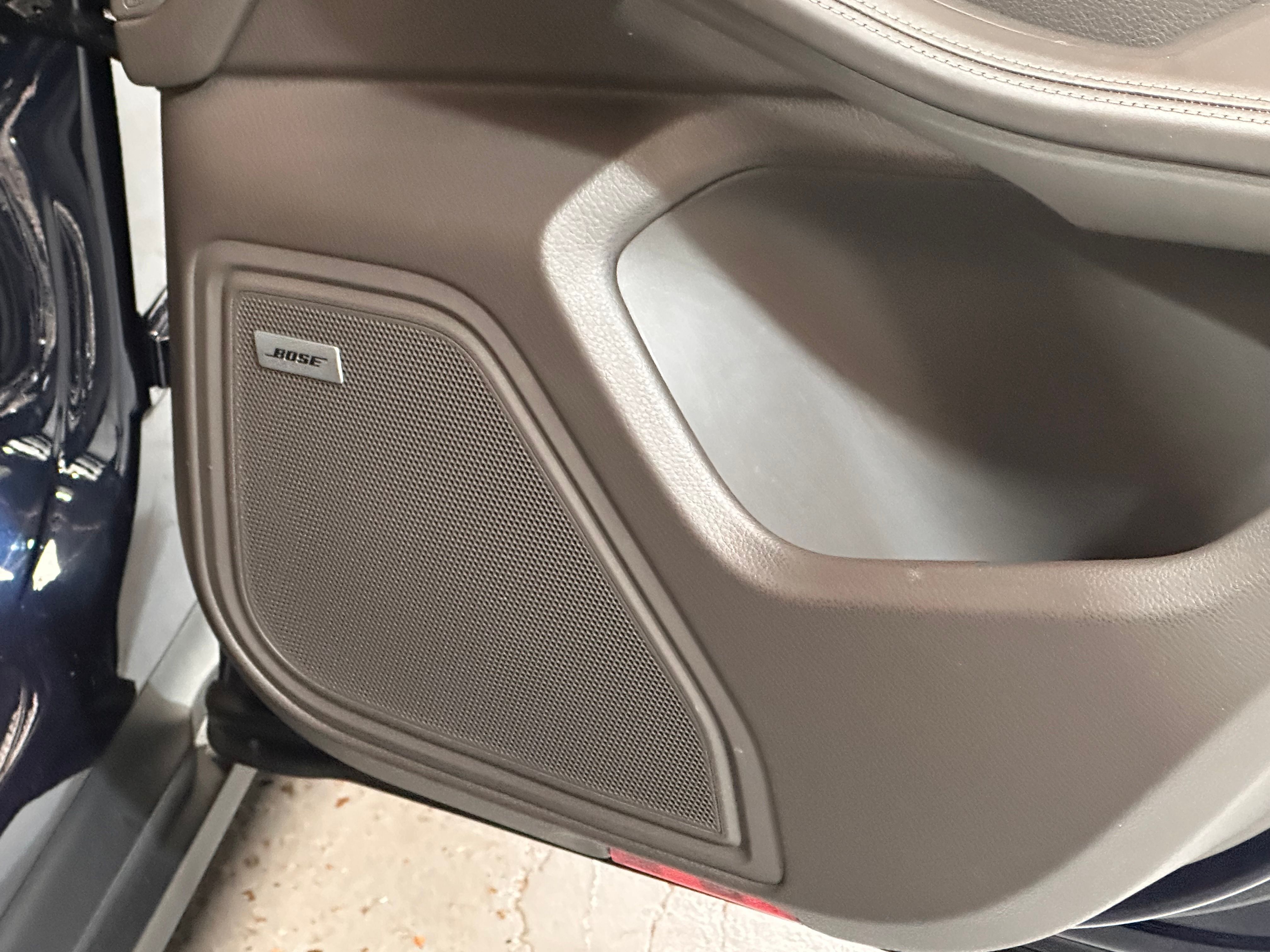 Porsche Macan S 2016 — detail (51)