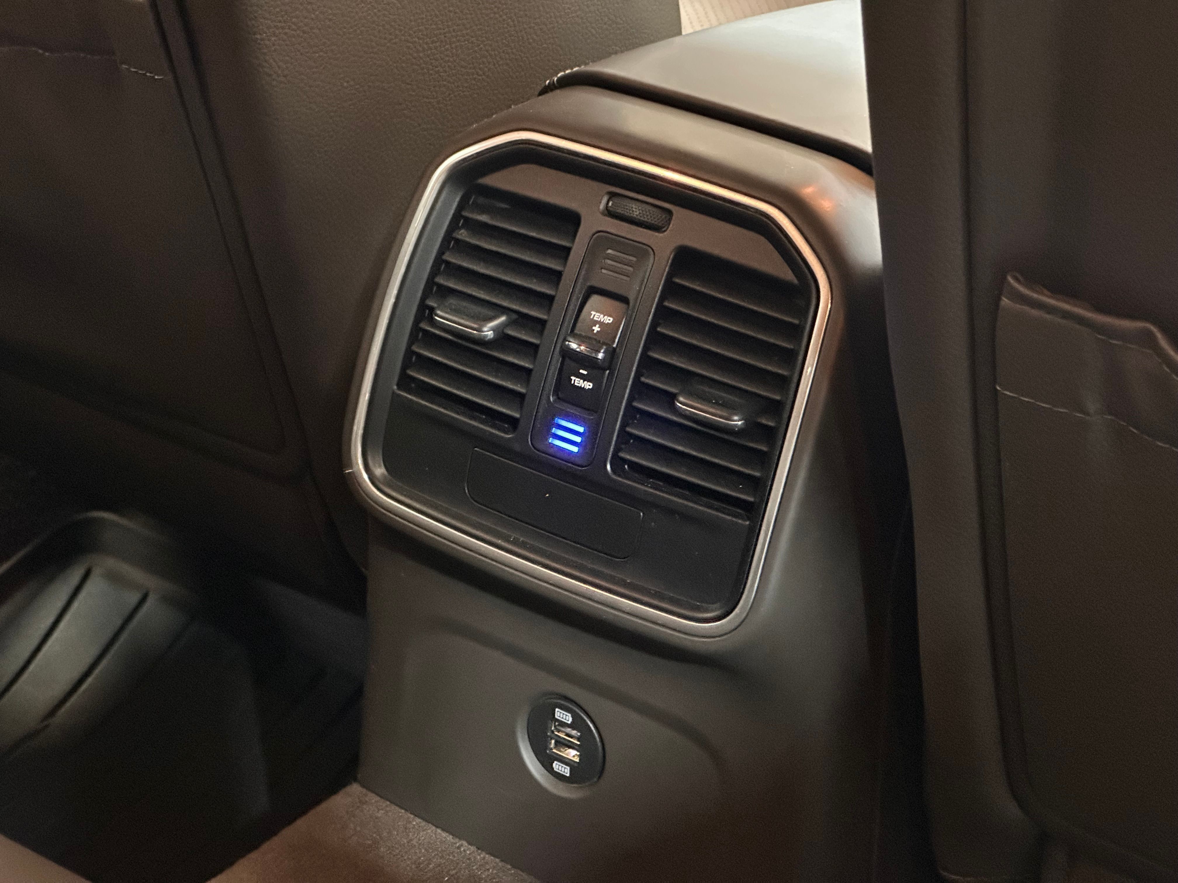 Porsche Macan S 2016 — detail (54)