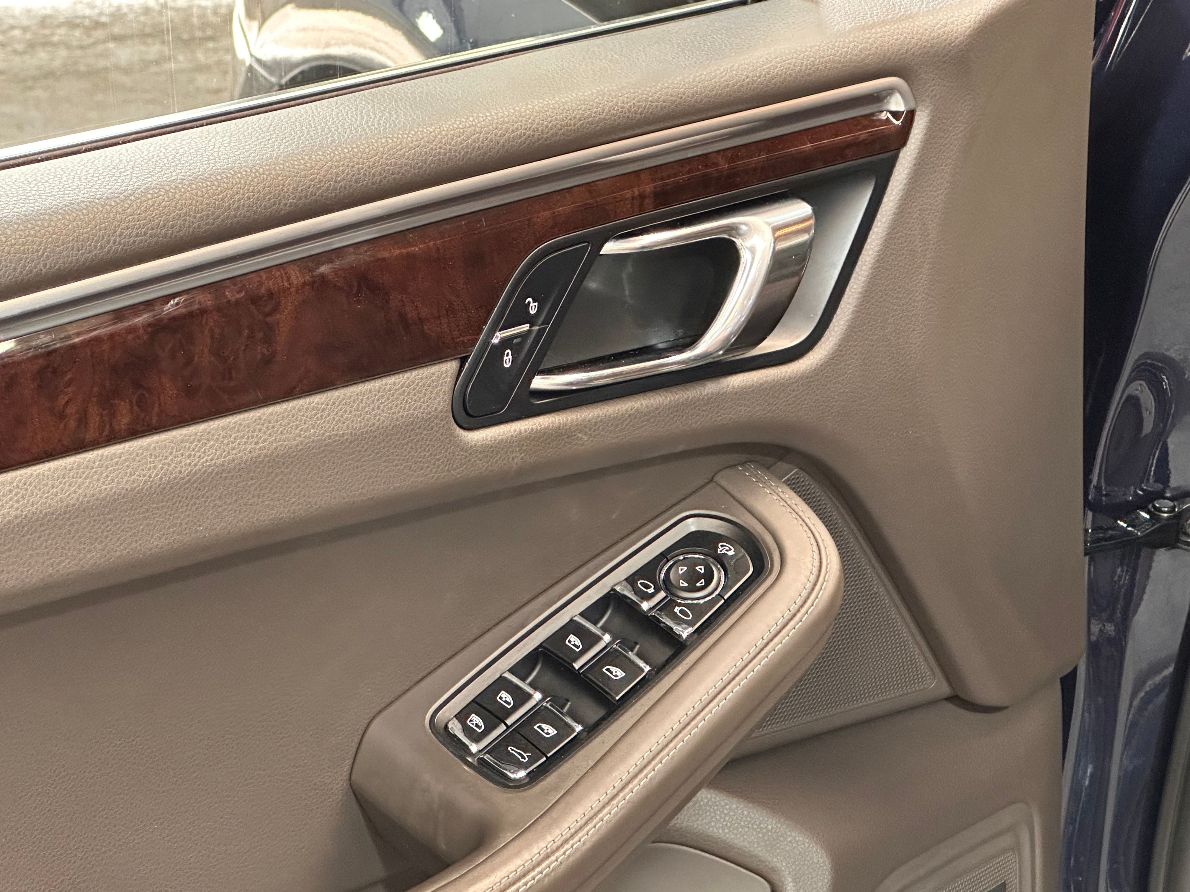 Porsche Macan S 2016 — detail (57)