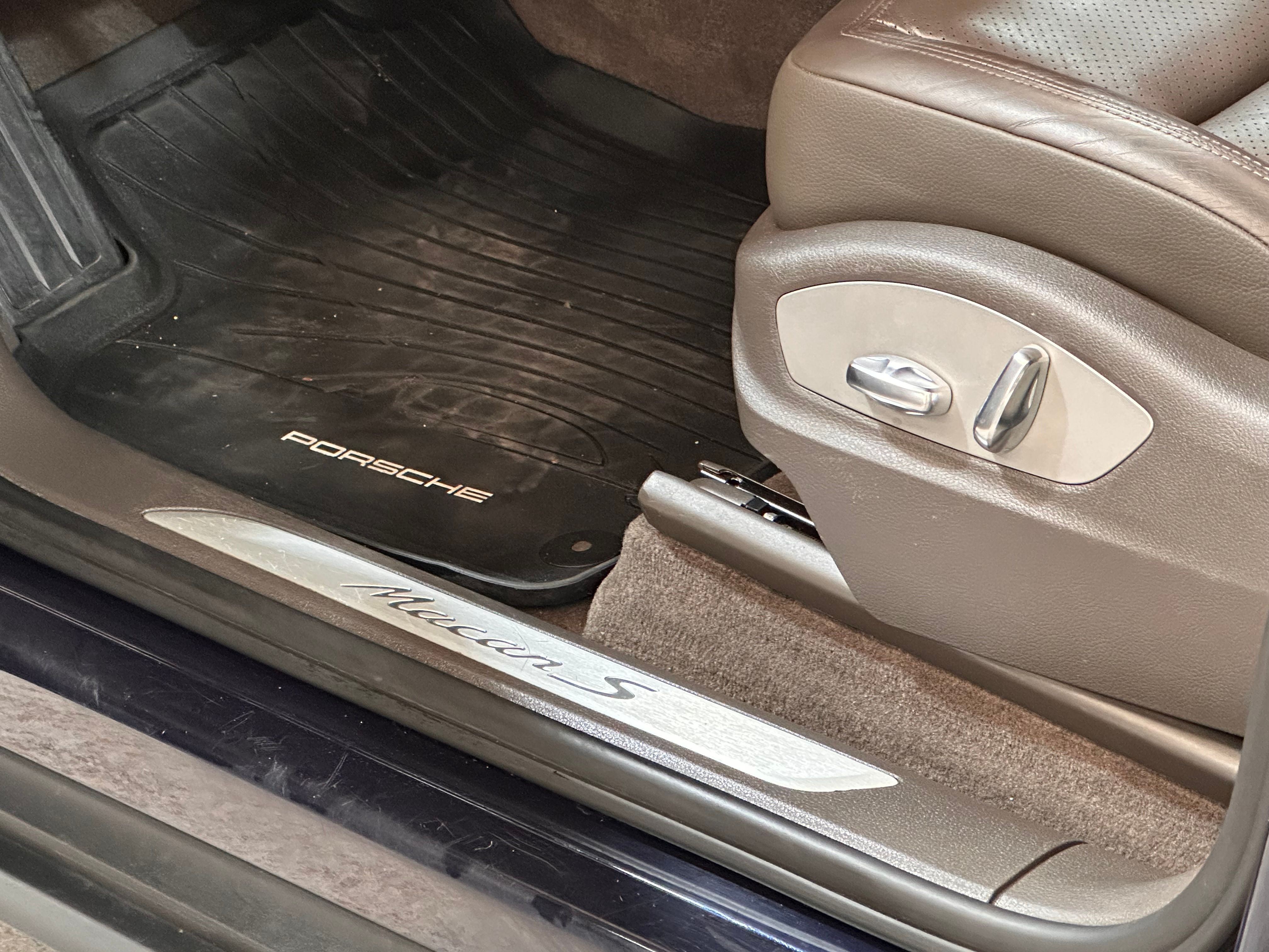 Porsche Macan S 2016 — detail (58)