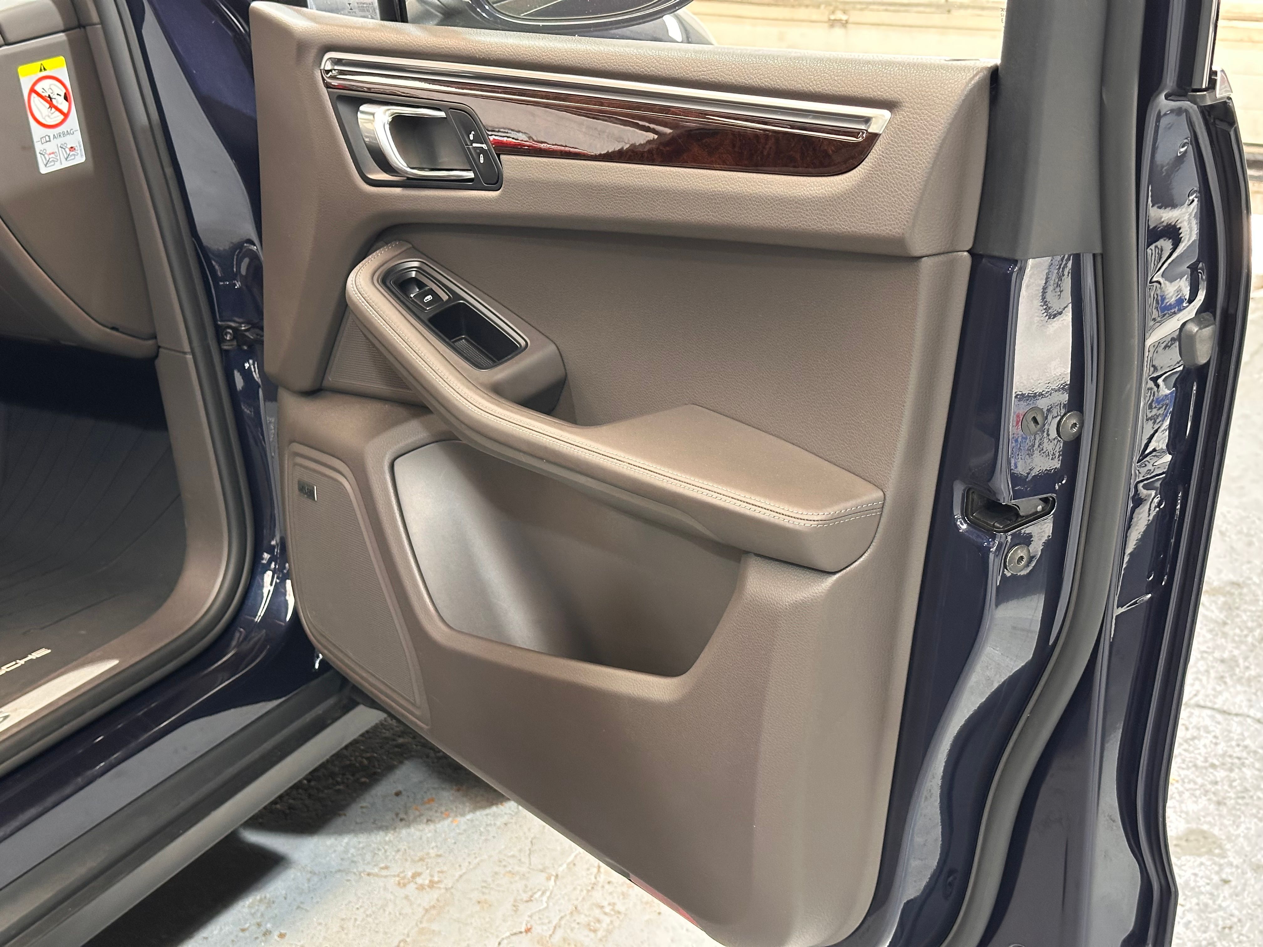 Porsche Macan S 2016 — detail (62)
