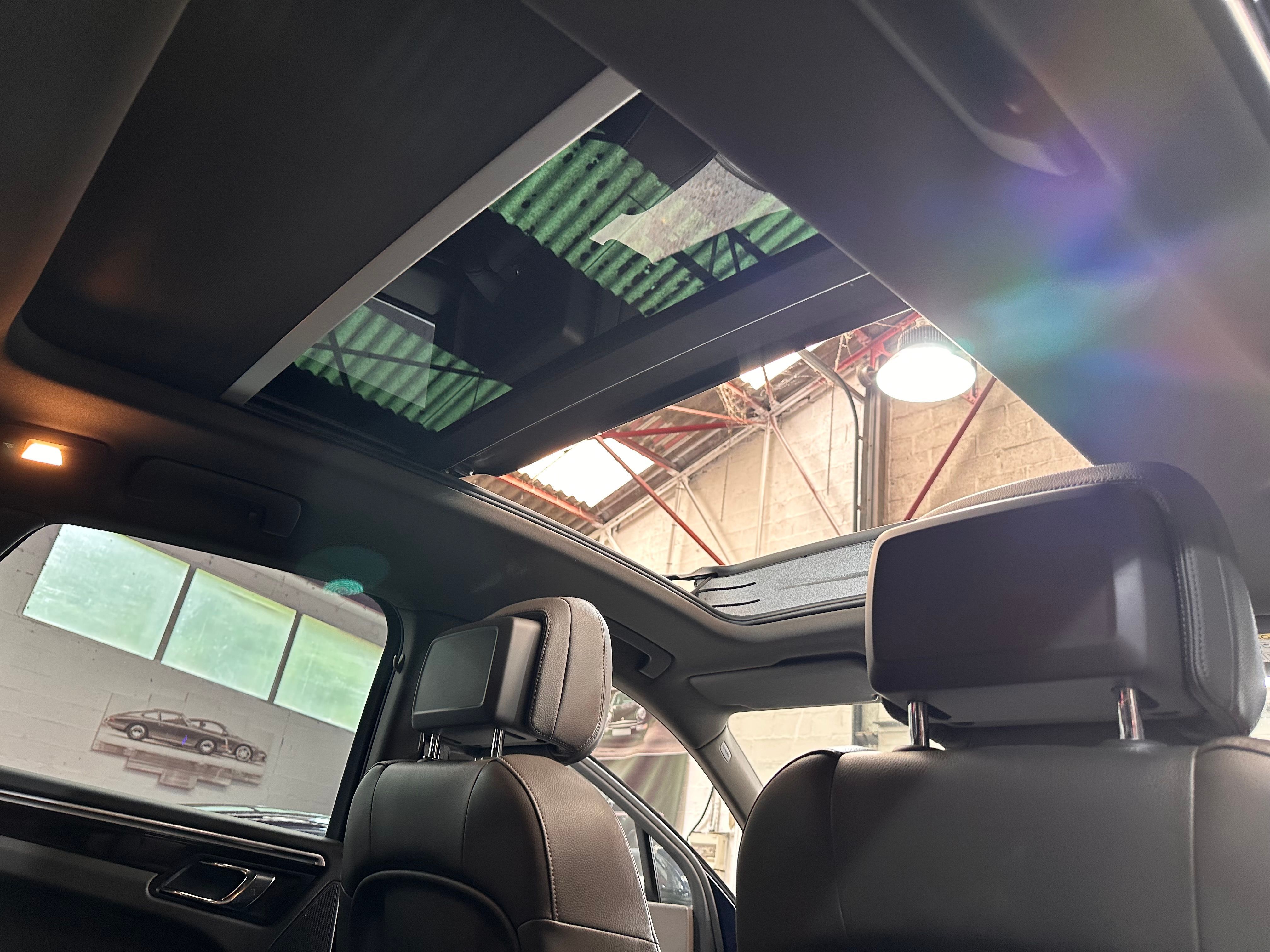 Porsche Macan S 2016 — sieges (25)
