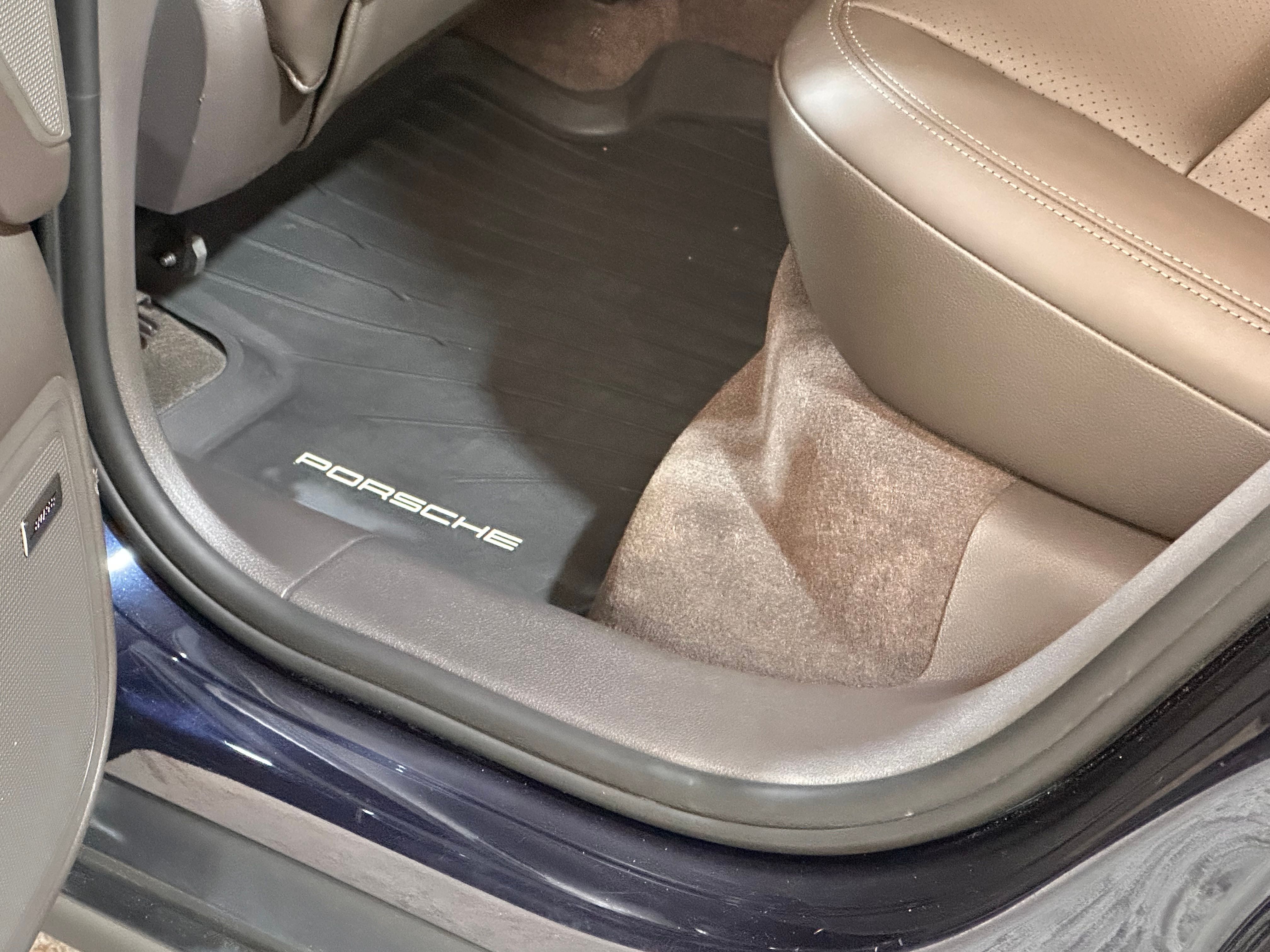 Porsche Macan S 2016 — sieges (26)