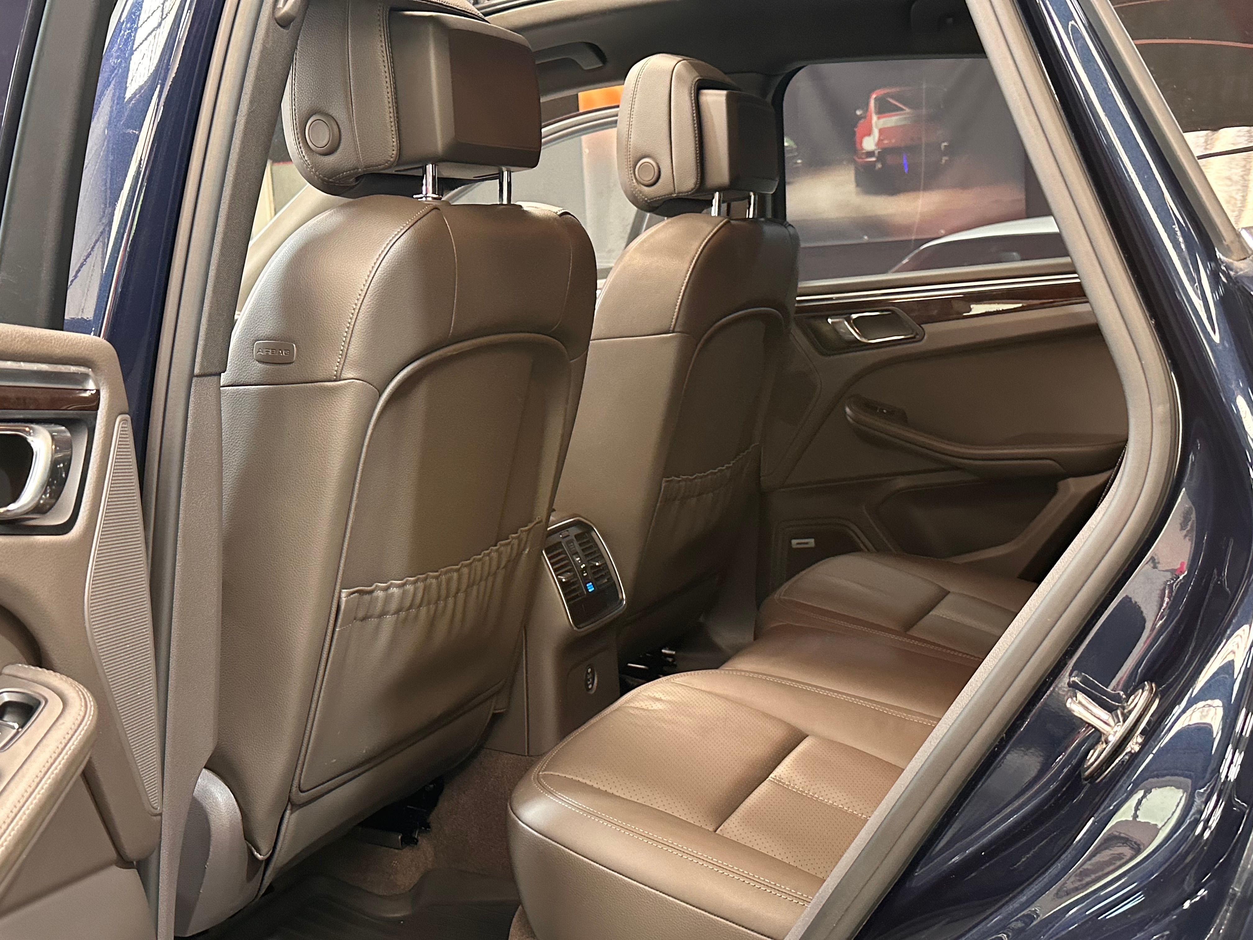 Porsche Macan S 2016 — sieges (27)