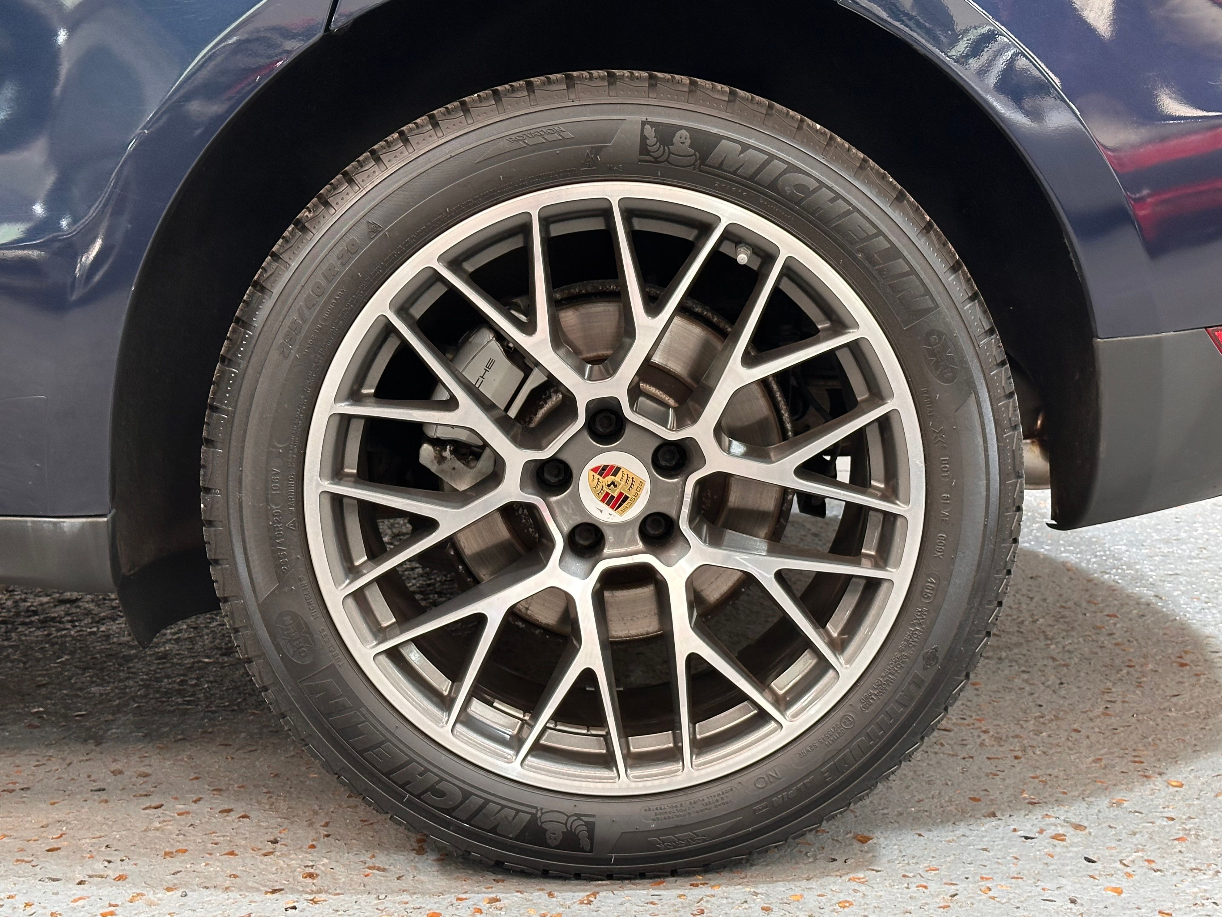 Porsche Macan S 2016 — jante et pneumatique (34)