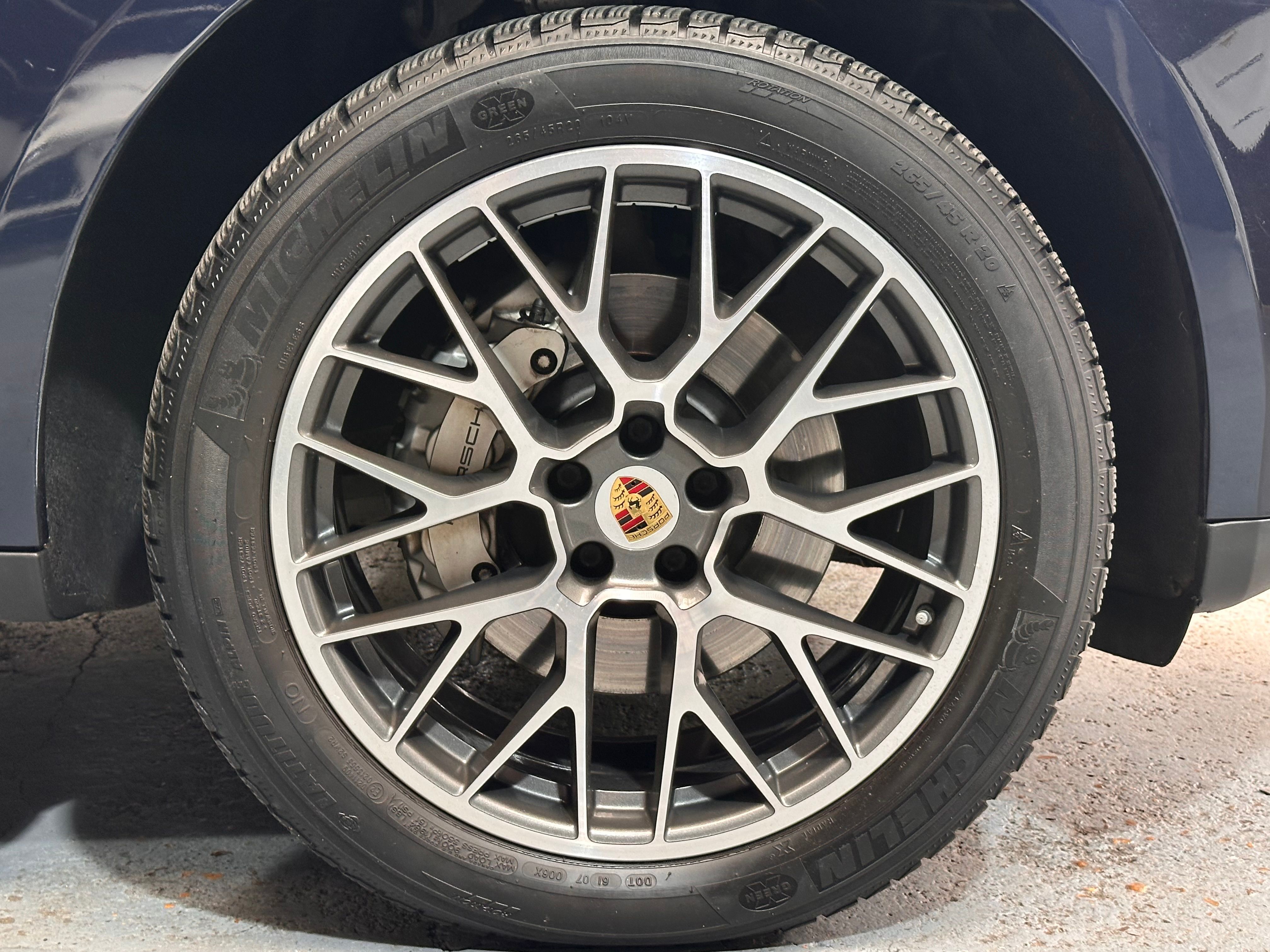 Porsche Macan S 2016 — jante et pneumatique (36)