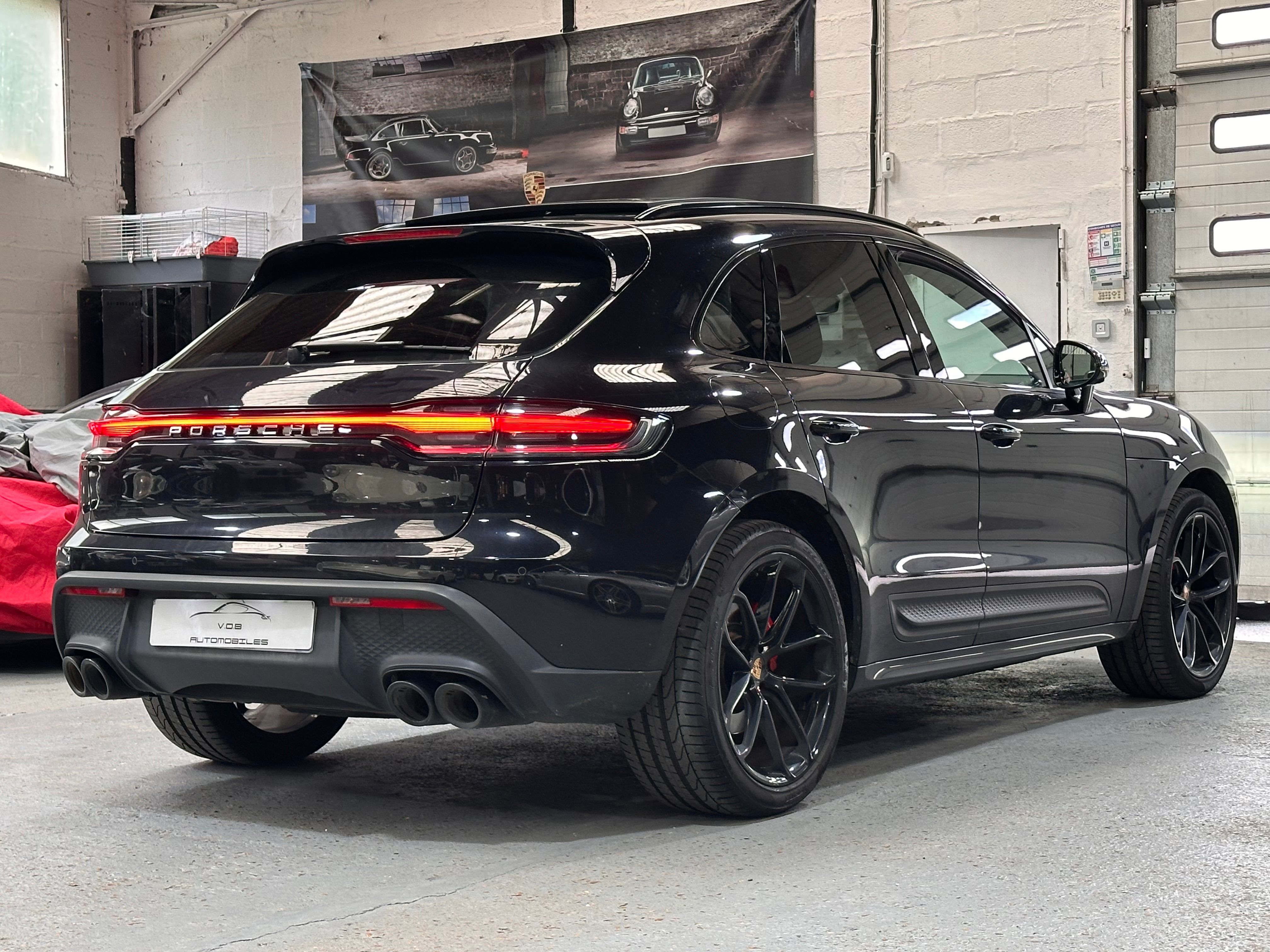 Porsche Macan S 2021 — vue arriere trois-quarts (9)