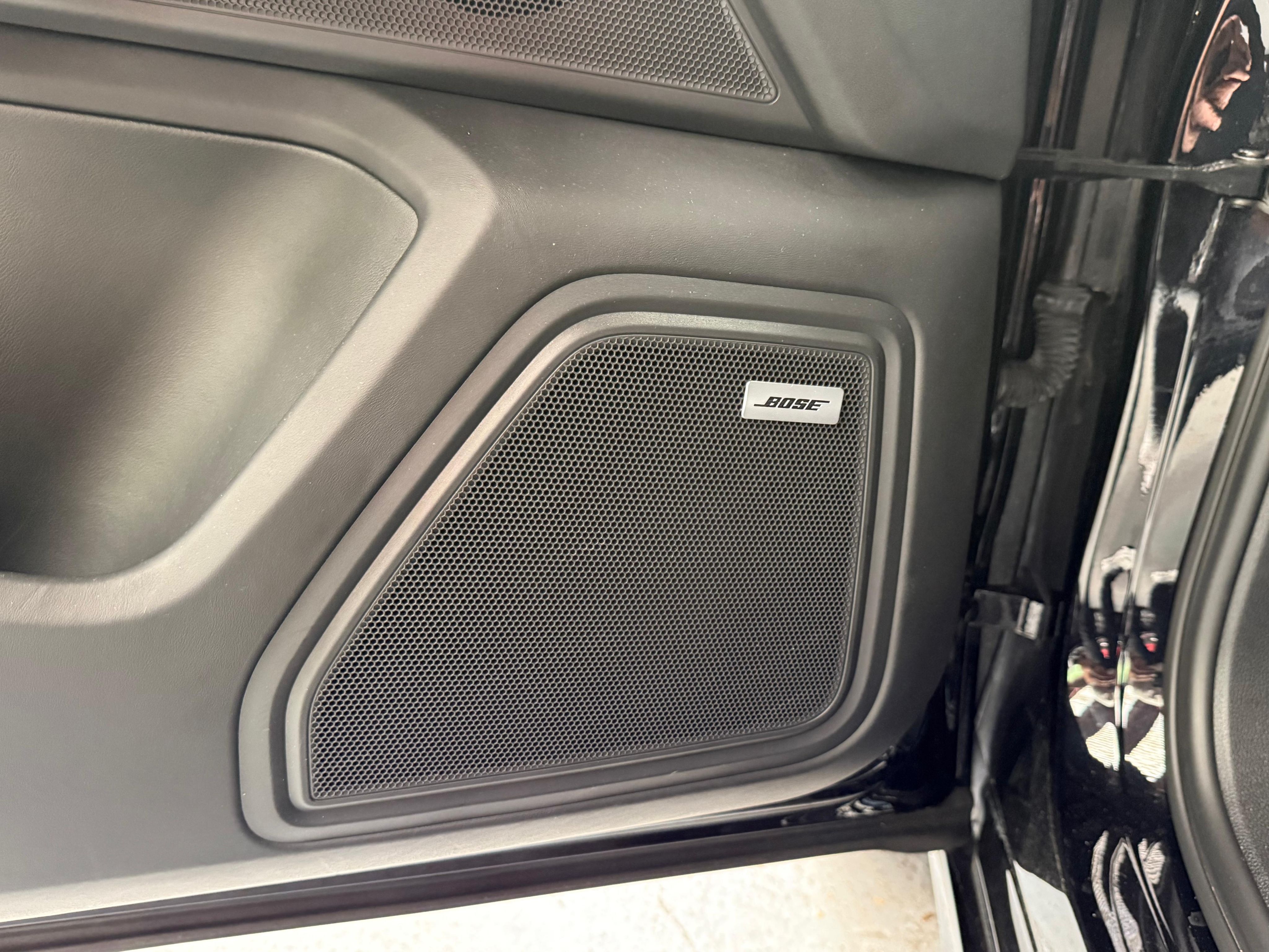Porsche Macan Turbo 2015 — detail (42)