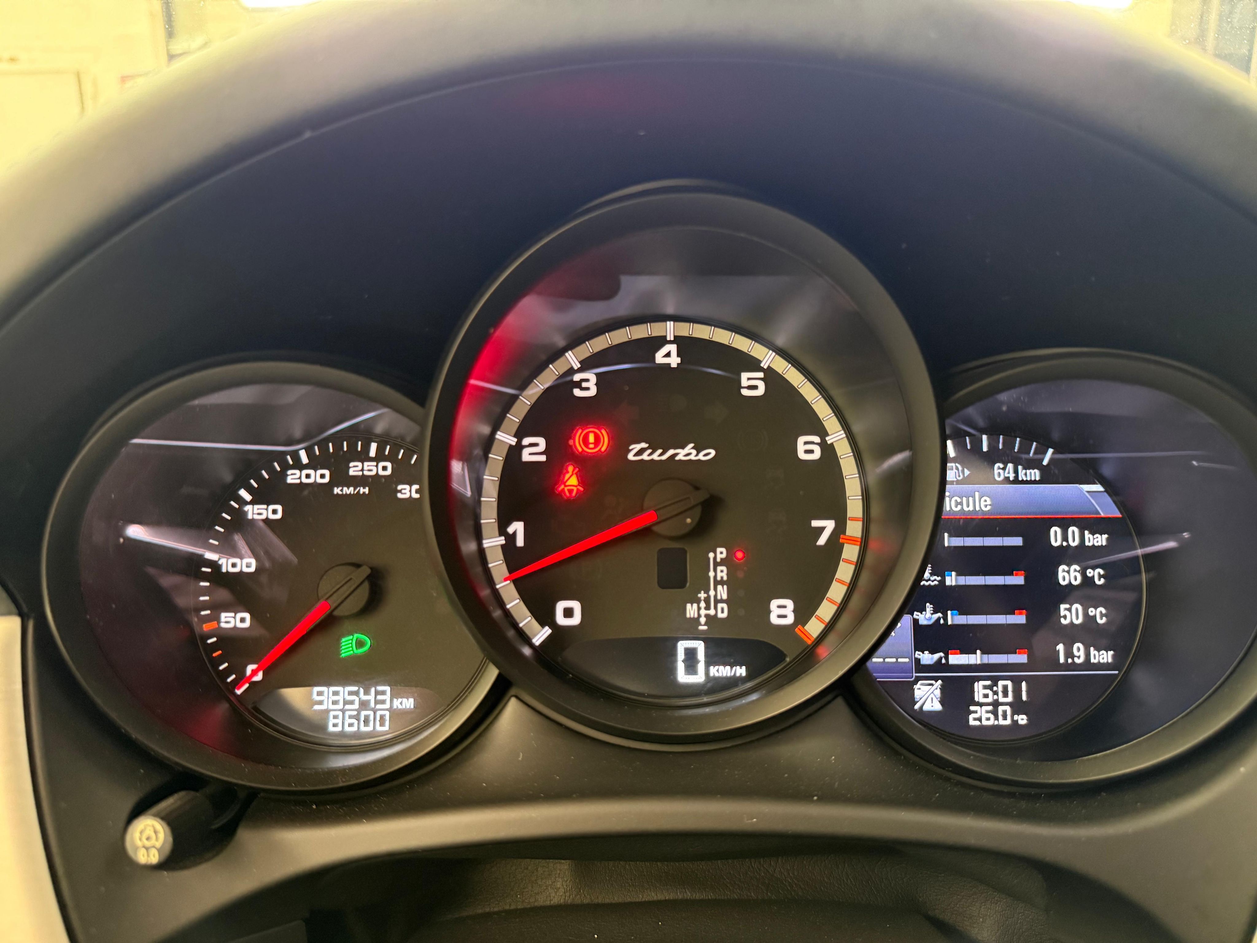 Porsche Macan Turbo 2015 — tableau de bord (13)