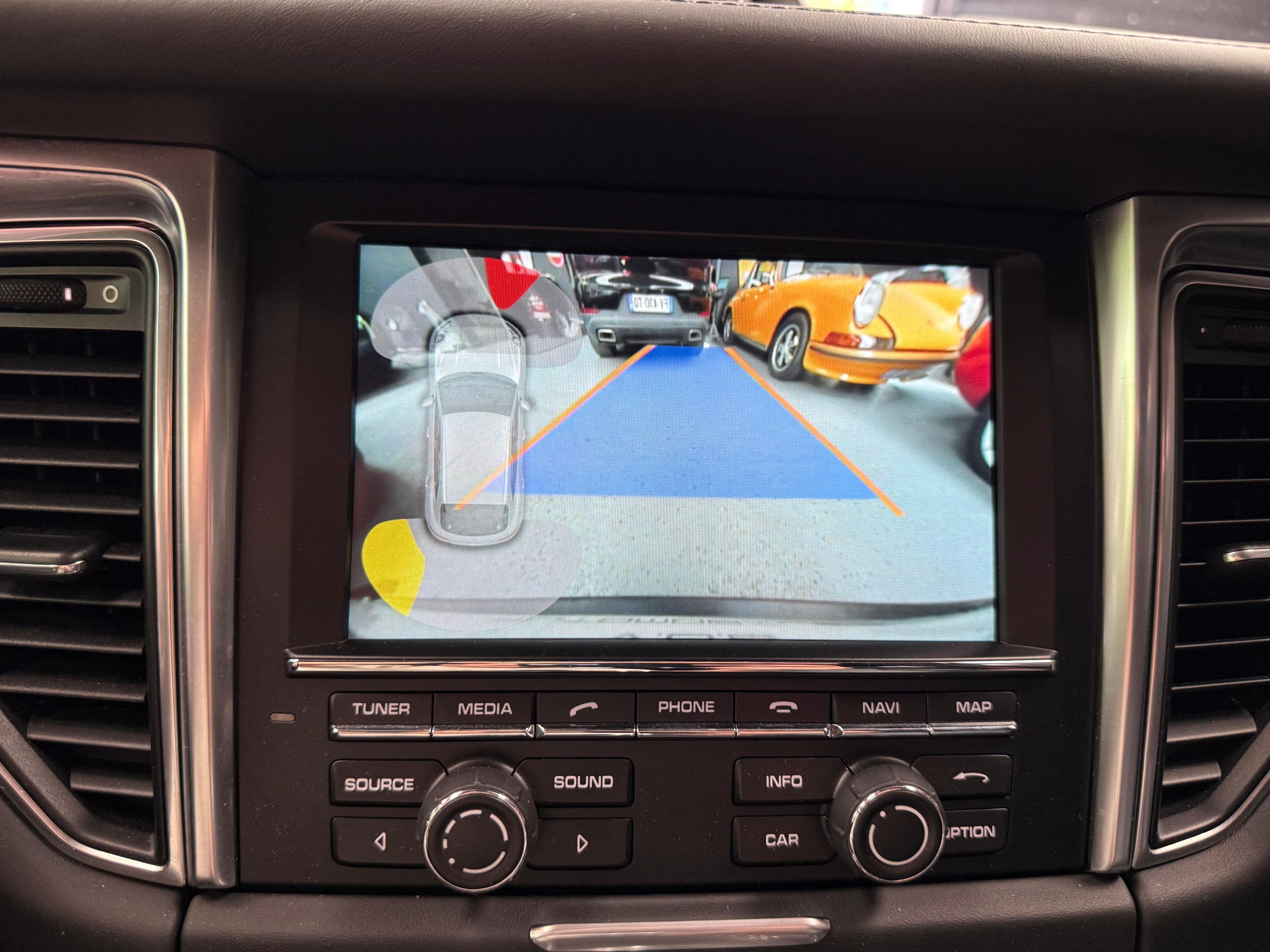 Porsche Macan Turbo 2015 — tableau de bord (11)