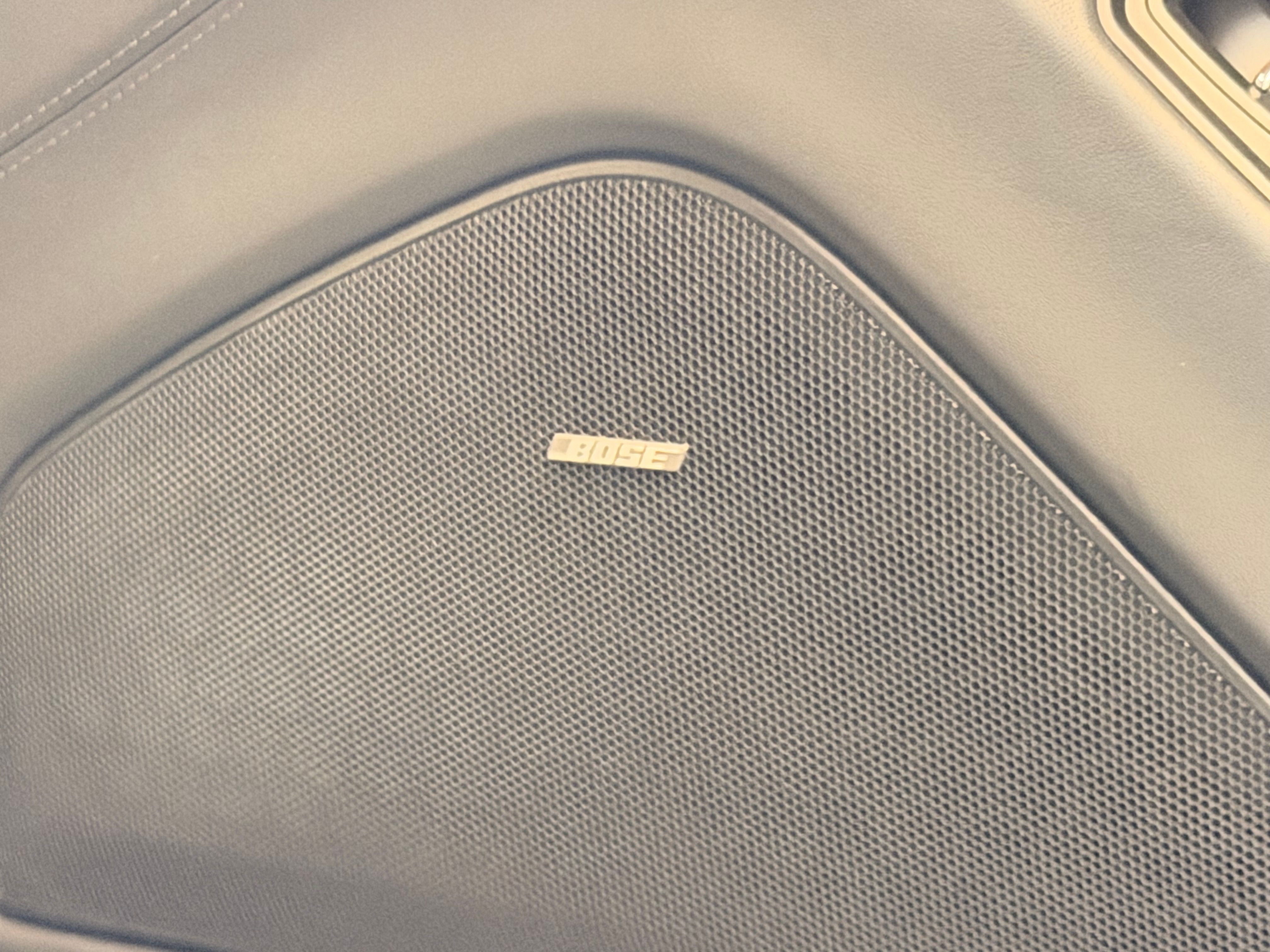 Porsche PANAMERA V8 4.8 400CV PDK /1Main 2010 — detail (46)