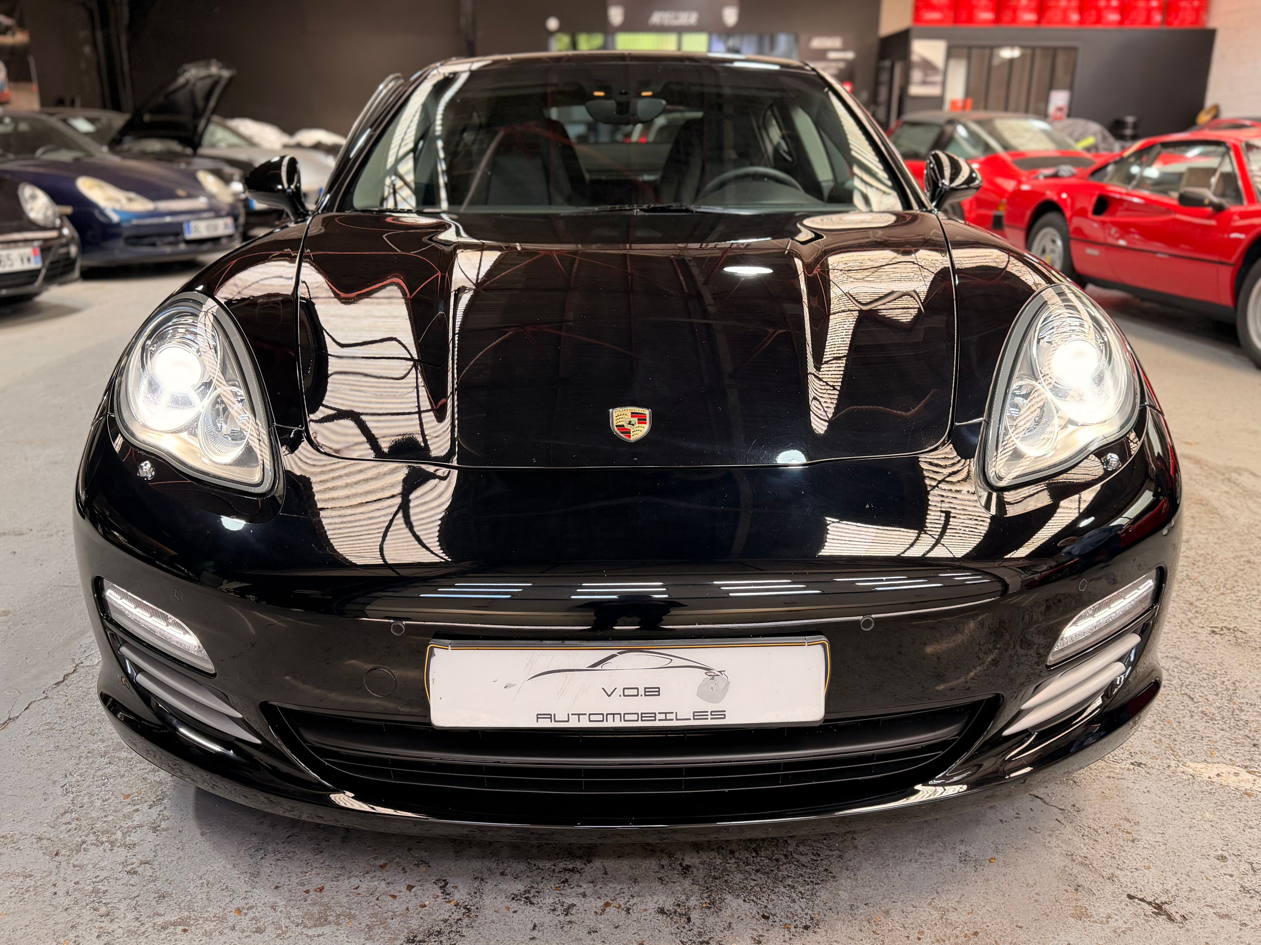 Porsche PANAMERA V8 4.8 400CV PDK /1Main 2010 — vue de face (6)