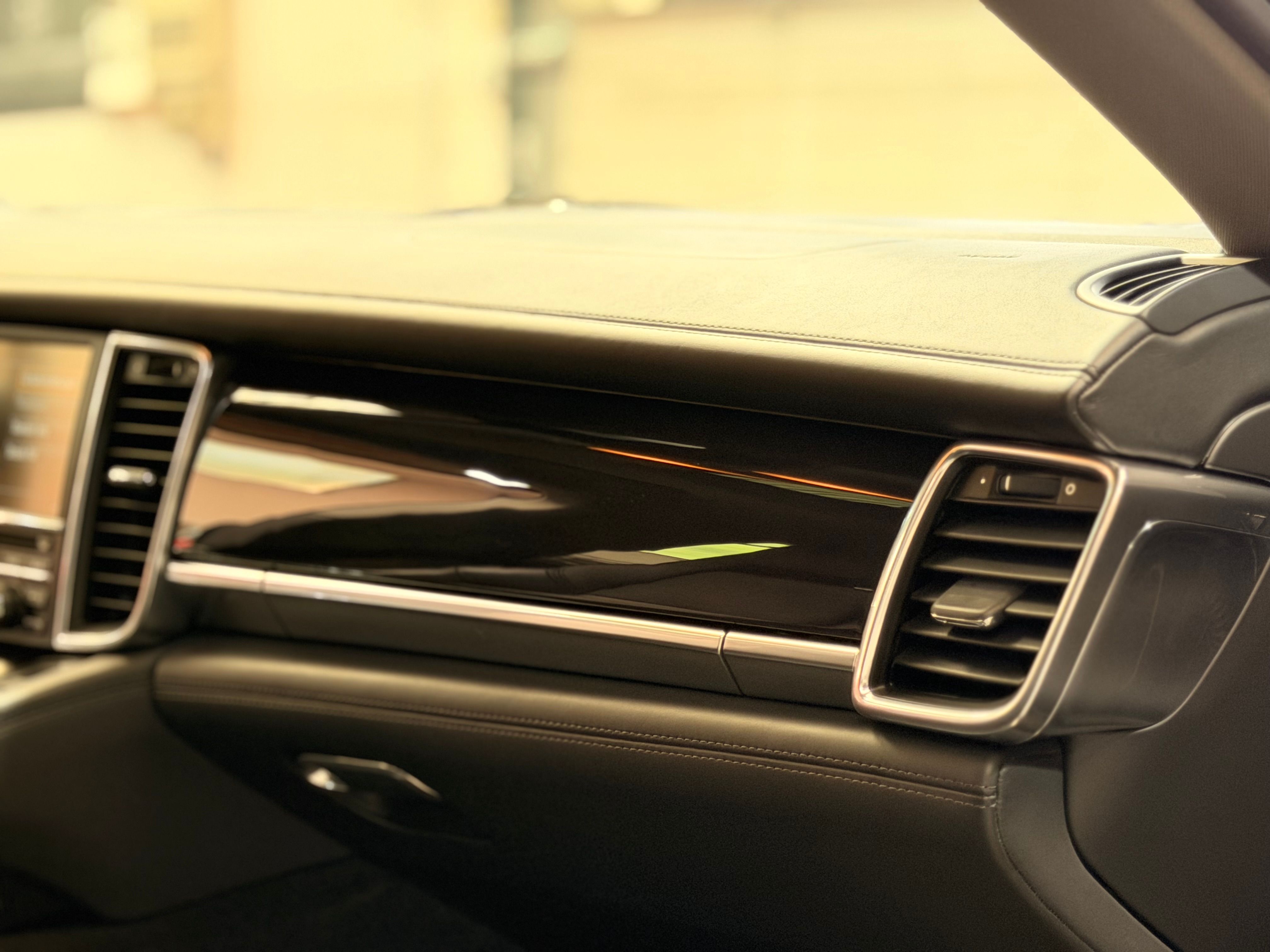 Porsche PANAMERA V8 4.8 400CV PDK /1Main 2010 — tableau de bord (24)