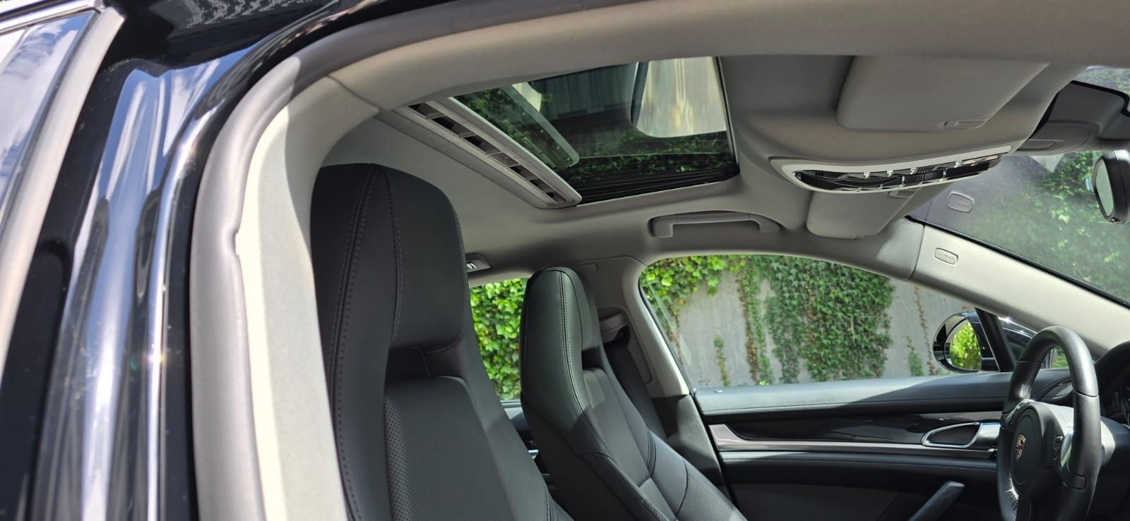 Porsche PANAMERA 4S 1Main 2010 — sieges (6)