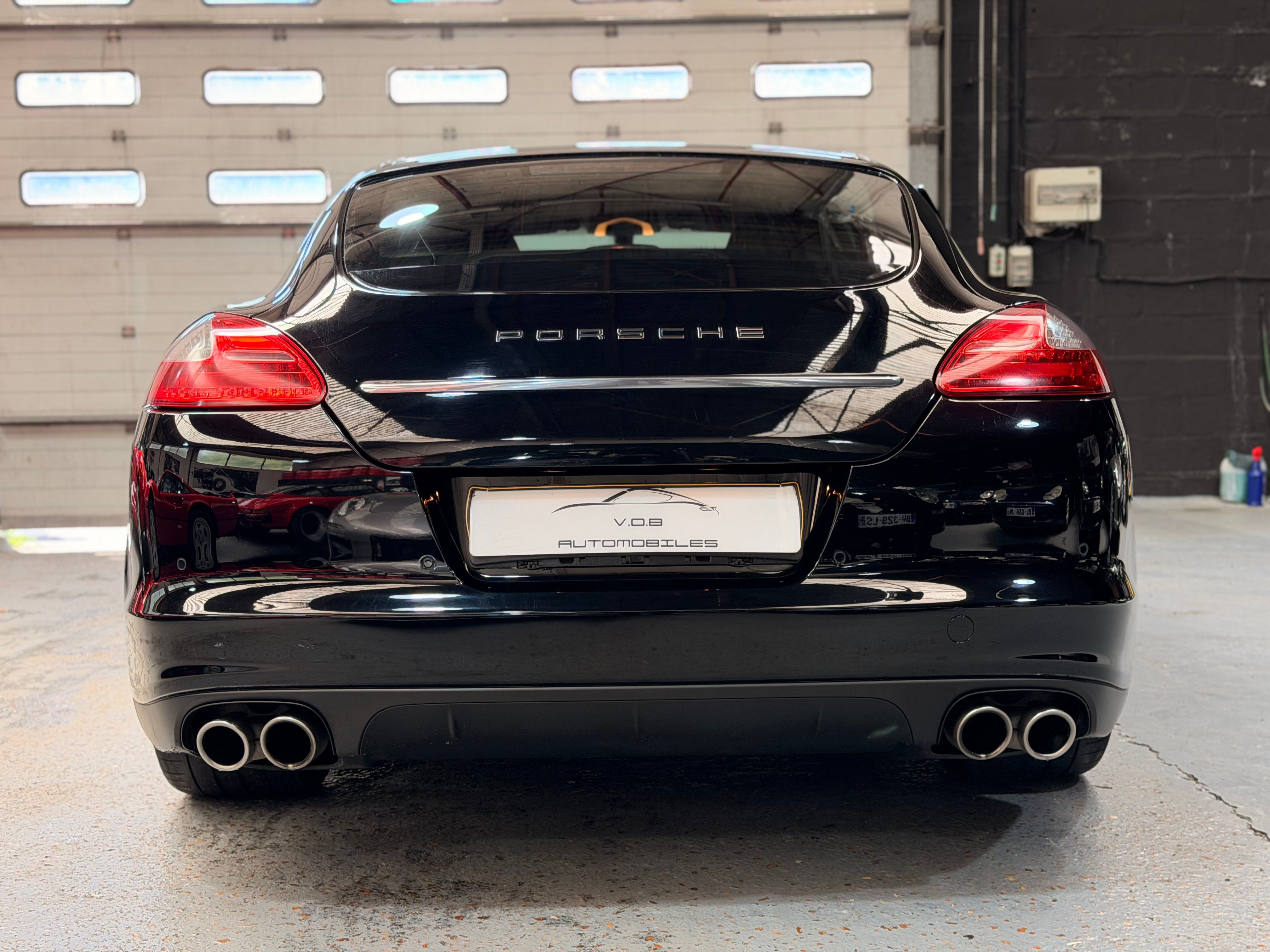 Porsche PANAMERA V8 4.8 400CV PDK /1Main 2010 — vue arriere (16)
