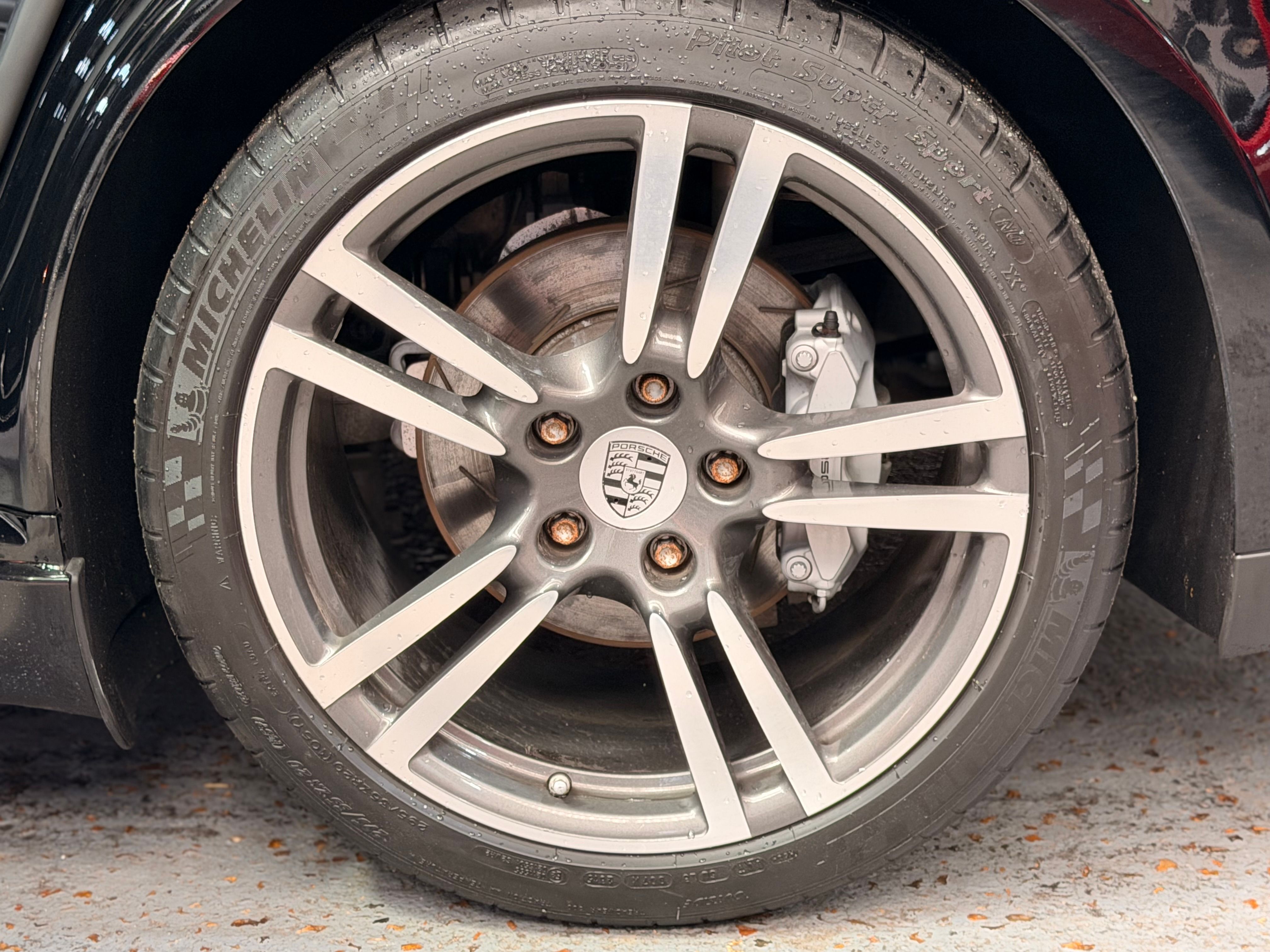 Porsche PANAMERA V8 4.8 400CV PDK /1Main 2010 — jante et pneumatique (34)