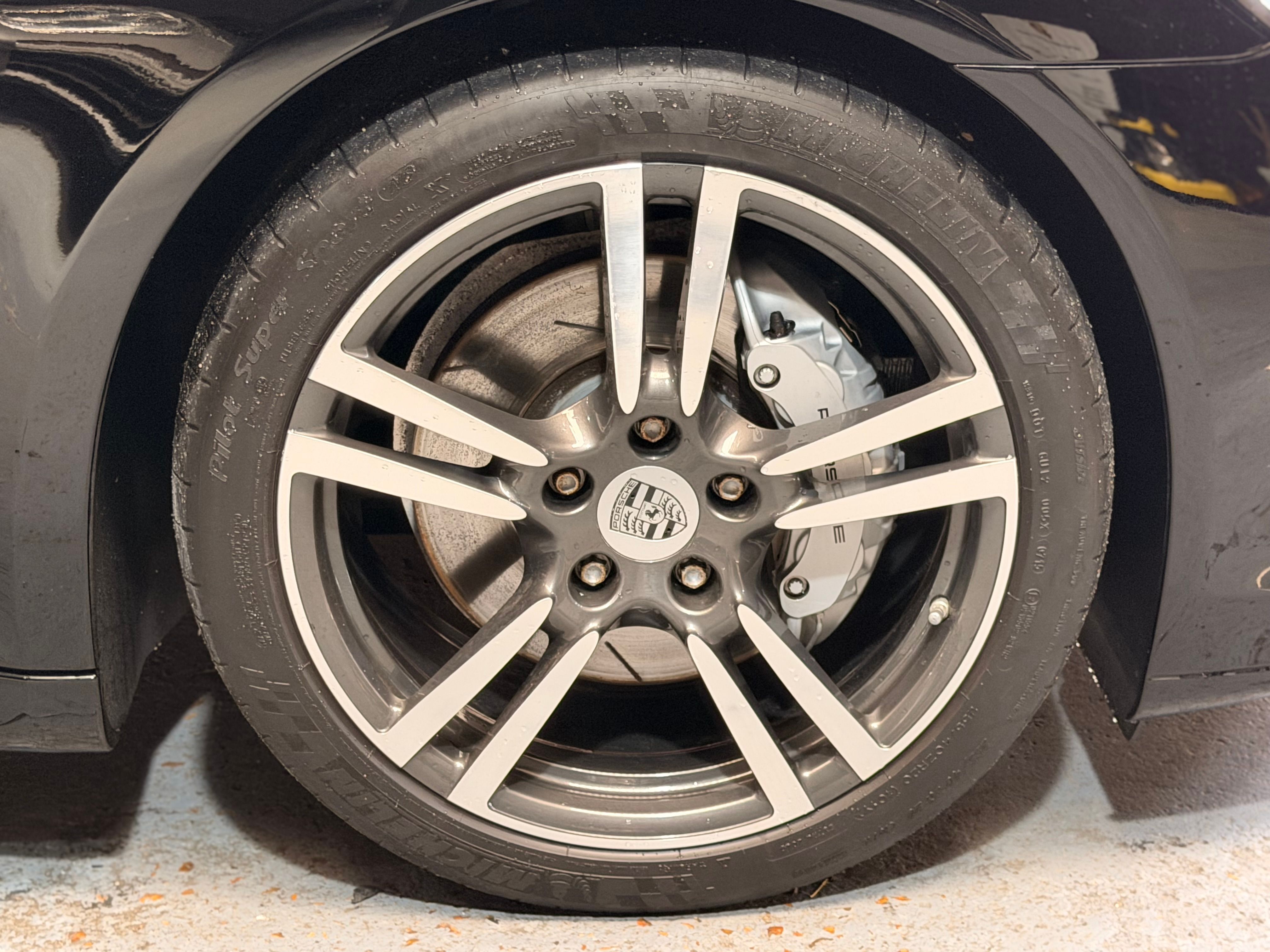 Porsche PANAMERA V8 4.8 400CV PDK /1Main 2010 — jante et pneumatique (36)