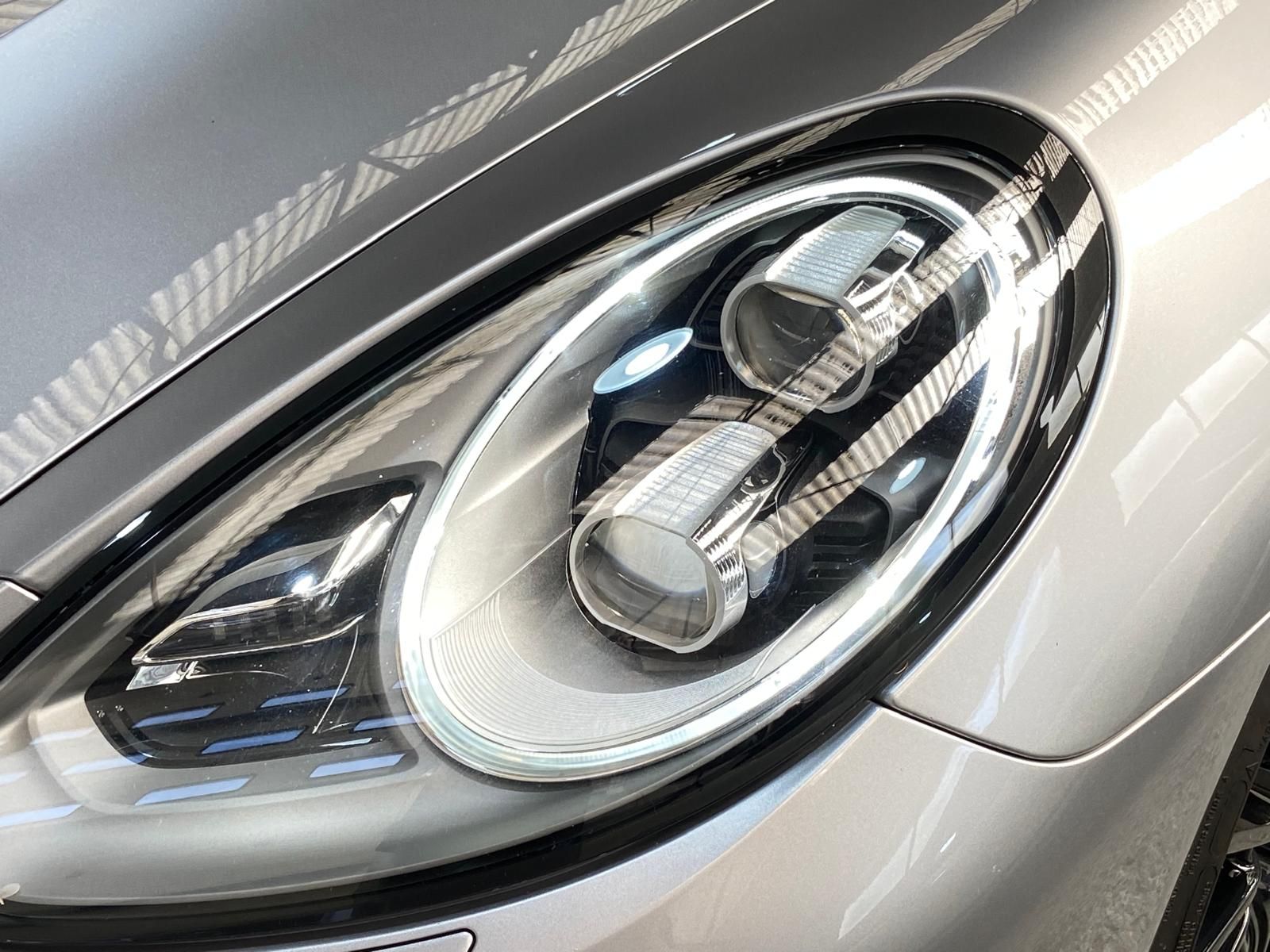 Porsche Panamera GTS 2014 — detail (35)
