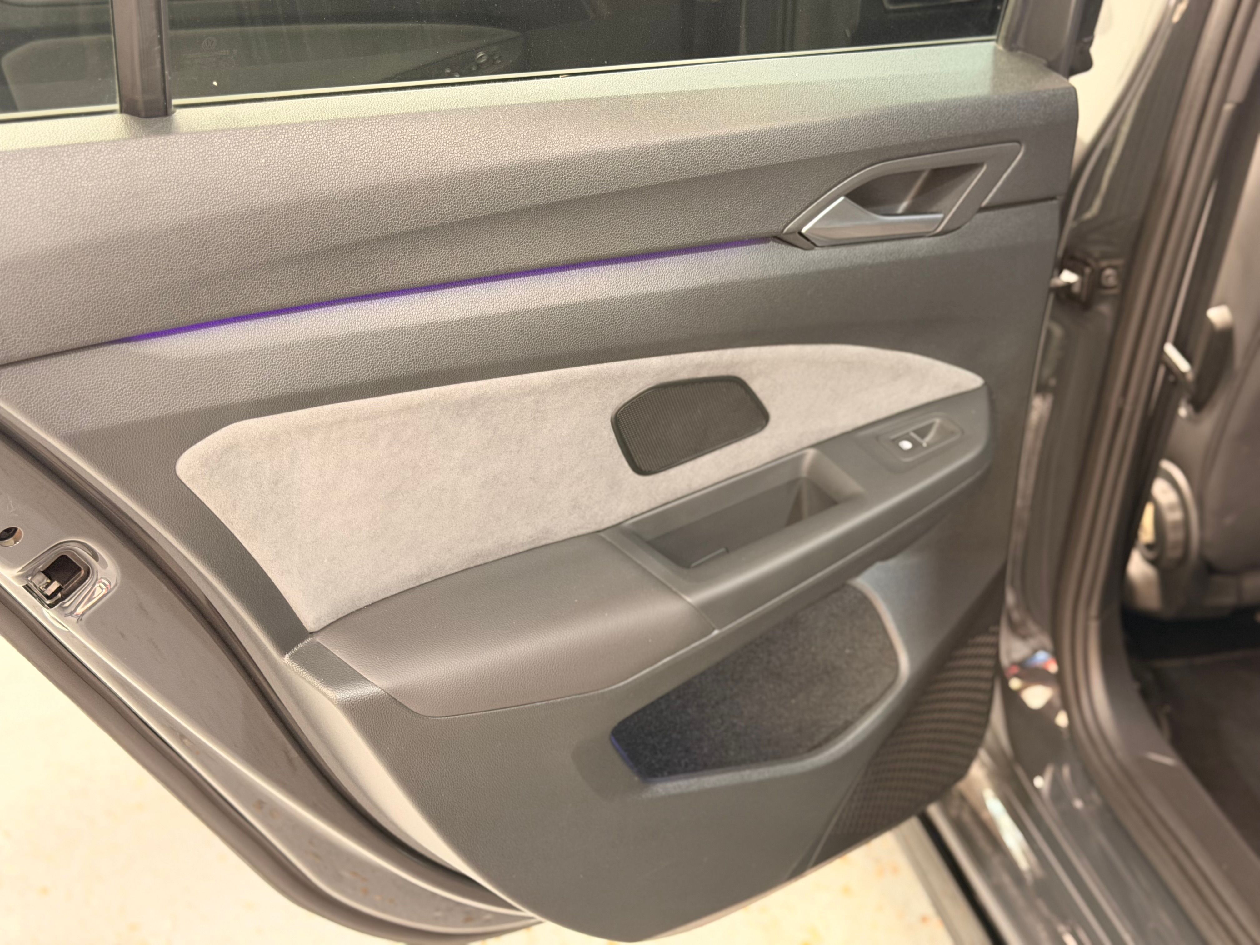 VOLKSWAGEN 1.5 eTSI 150 DSG7 R-LINE – DCC – MATRIX LED – HUD – TRAVEL ASSIST 2021 — photo (14)