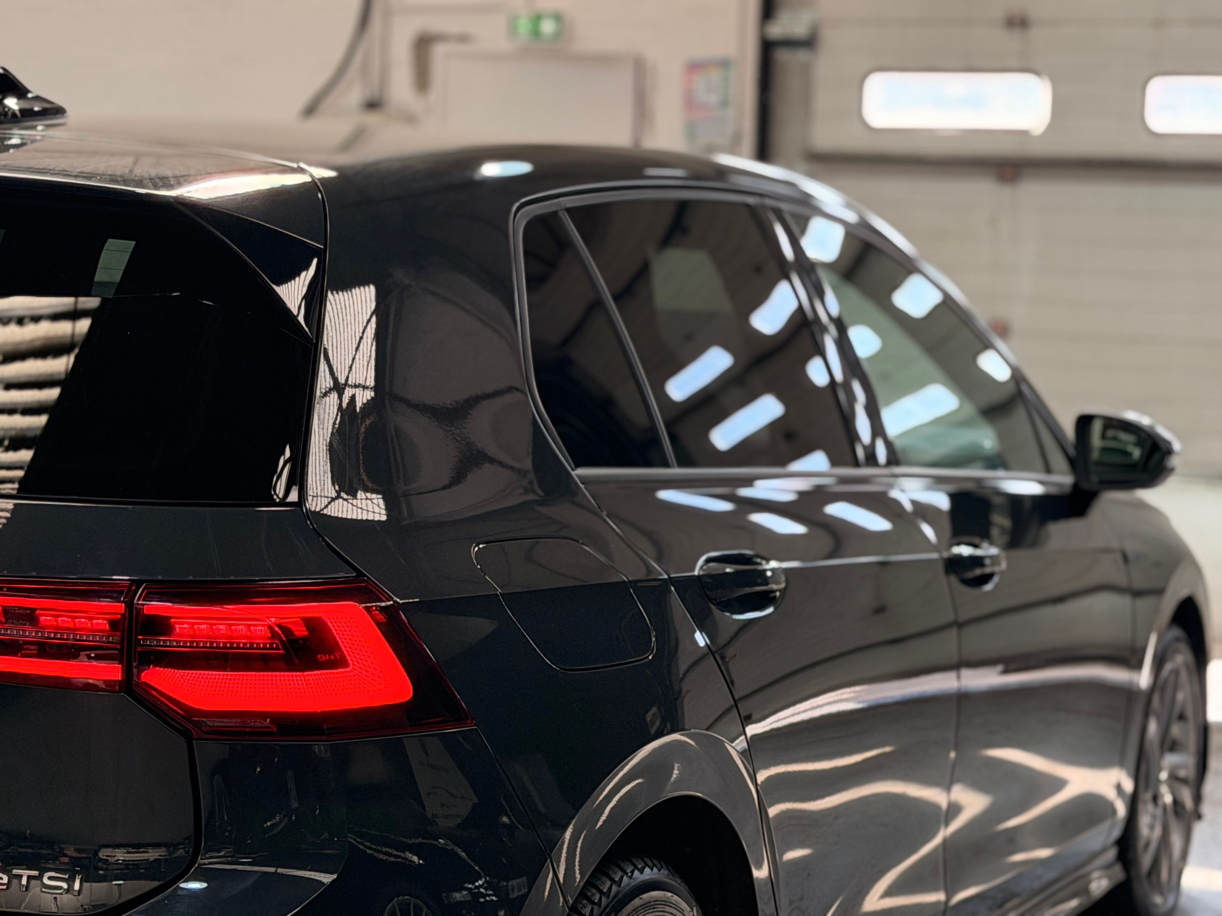 VOLKSWAGEN 1.5 eTSI 150 DSG7 R-LINE – DCC – MATRIX LED – HUD – TRAVEL ASSIST 2021 — photo (31)