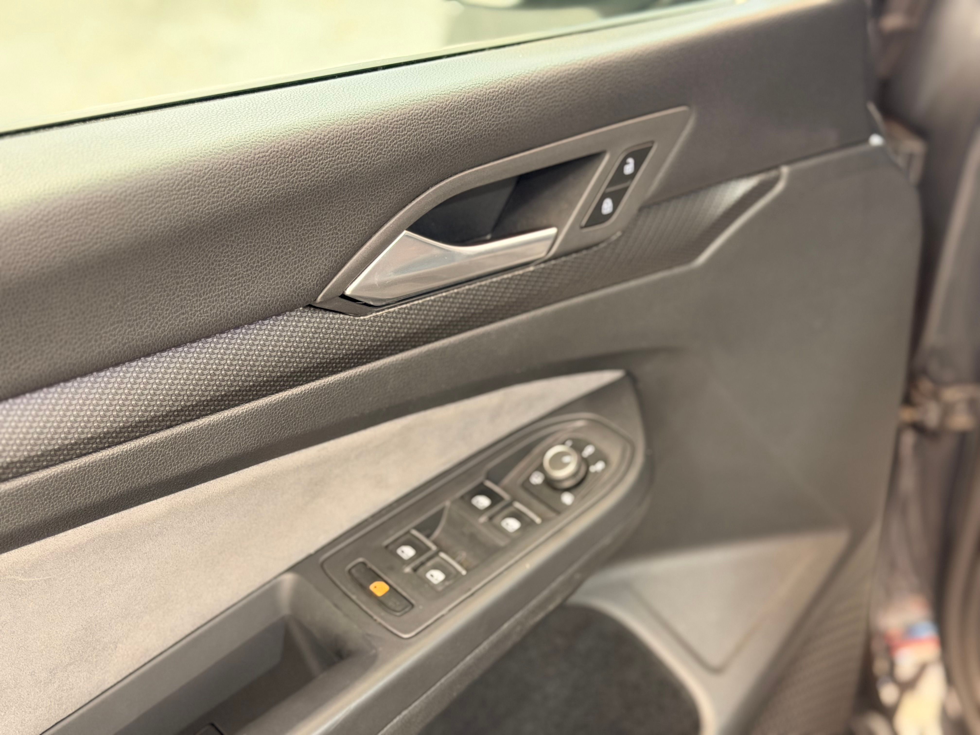 VOLKSWAGEN 1.5 eTSI 150 DSG7 R-LINE – DCC – MATRIX LED – HUD – TRAVEL ASSIST 2021 — photo (34)