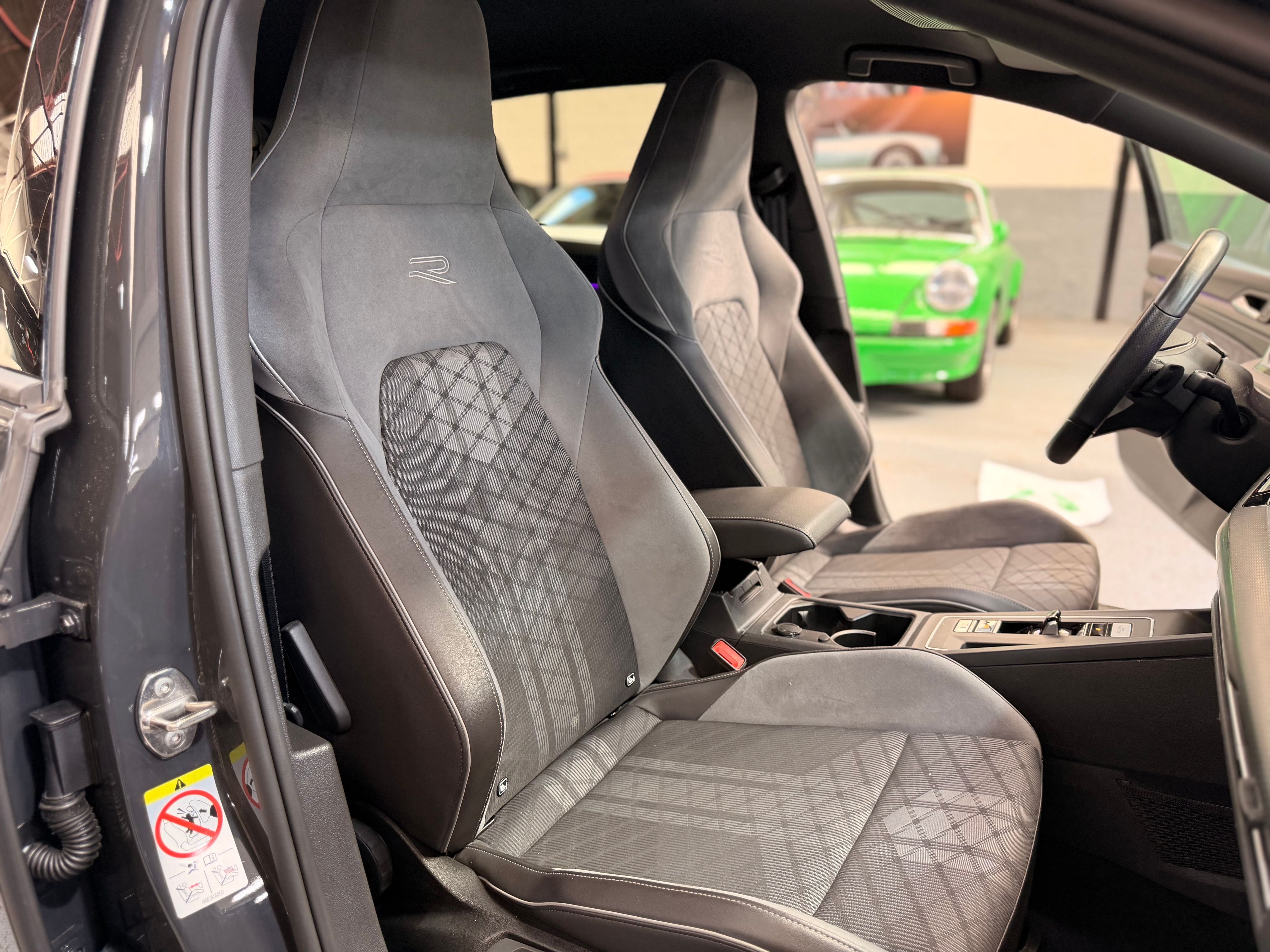 VOLKSWAGEN 1.5 eTSI 150 DSG7 R-LINE – DCC – MATRIX LED – HUD – TRAVEL ASSIST 2021 — photo (46)