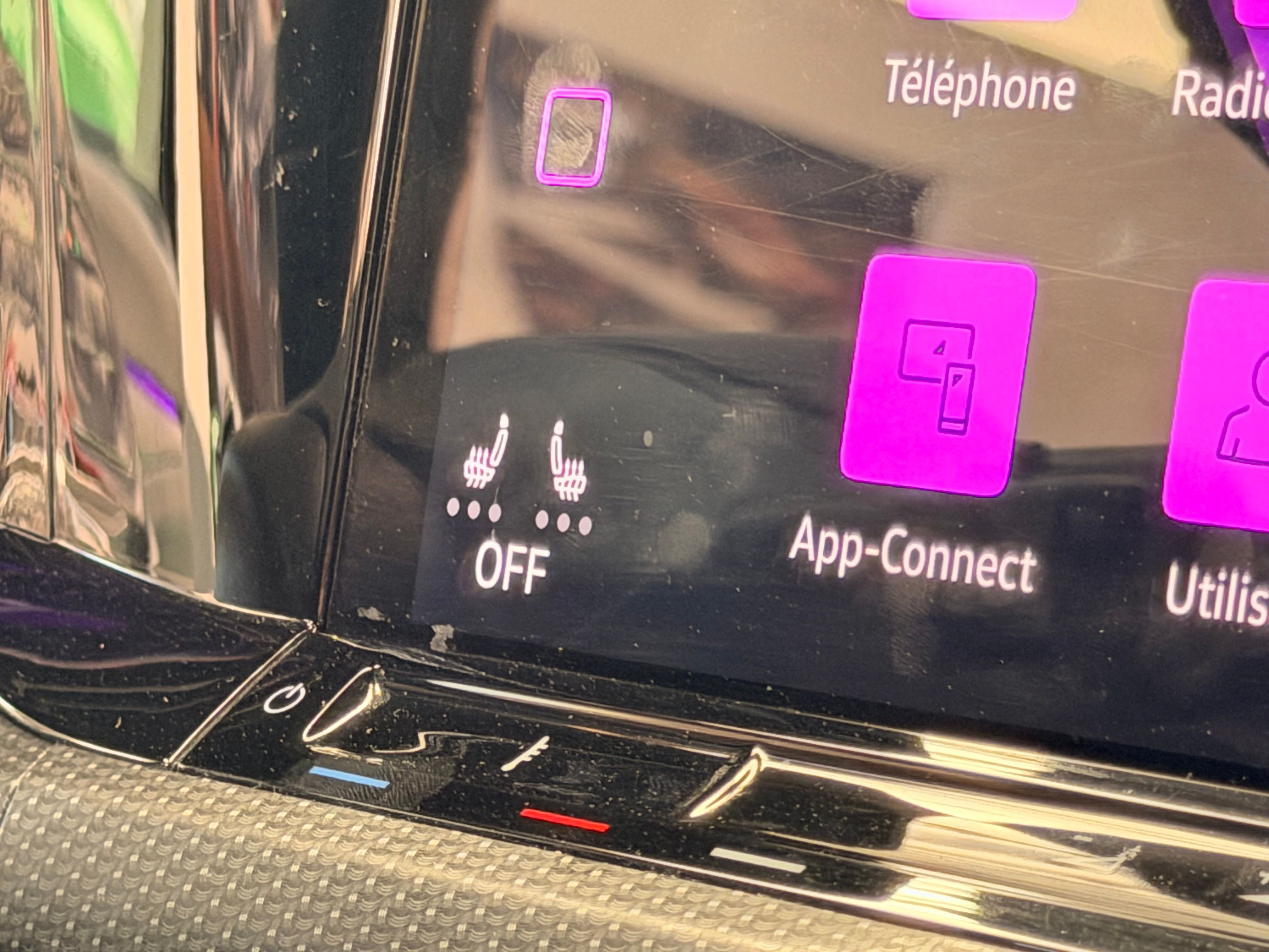 VOLKSWAGEN 1.5 eTSI 150 DSG7 R-LINE – DCC – MATRIX LED – HUD – TRAVEL ASSIST 2021 — photo (52)